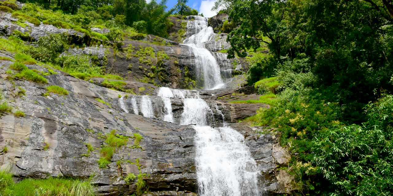 Cheeyappara Waterfalls, Munnar