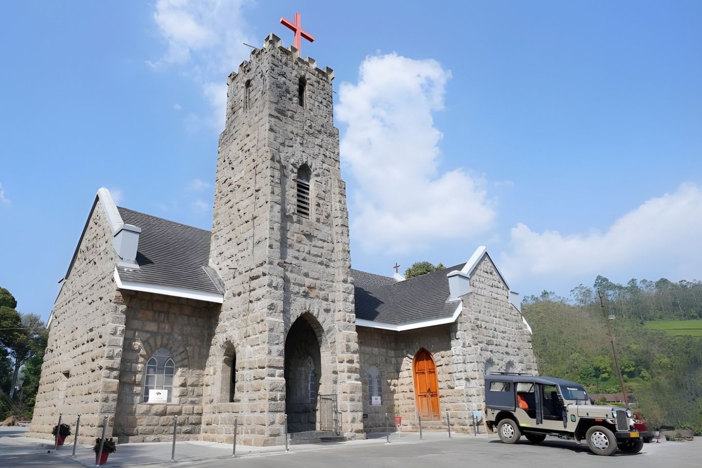 CSI Christ Church Munnar (Timings, History, Entry Fee, Images & Information) 